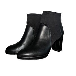 Adrienne Vittadini Black Block Heel Ankle Boots | Women’s 7M